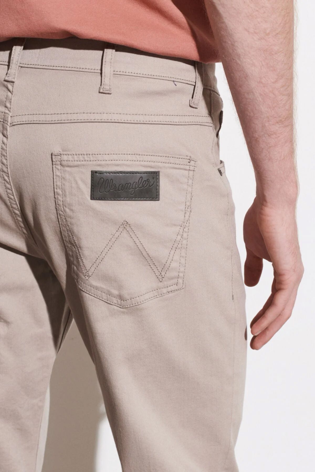 Джинсы Wrangler Arizona W211842013