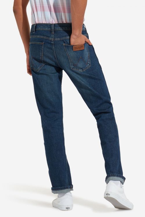 Джинсы Wrangler Greensboro W15Q2325F